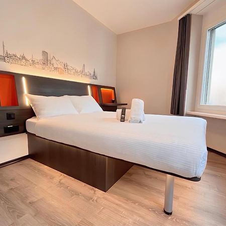 Easyhotel Zuerich Main Station Eksteriør bilde