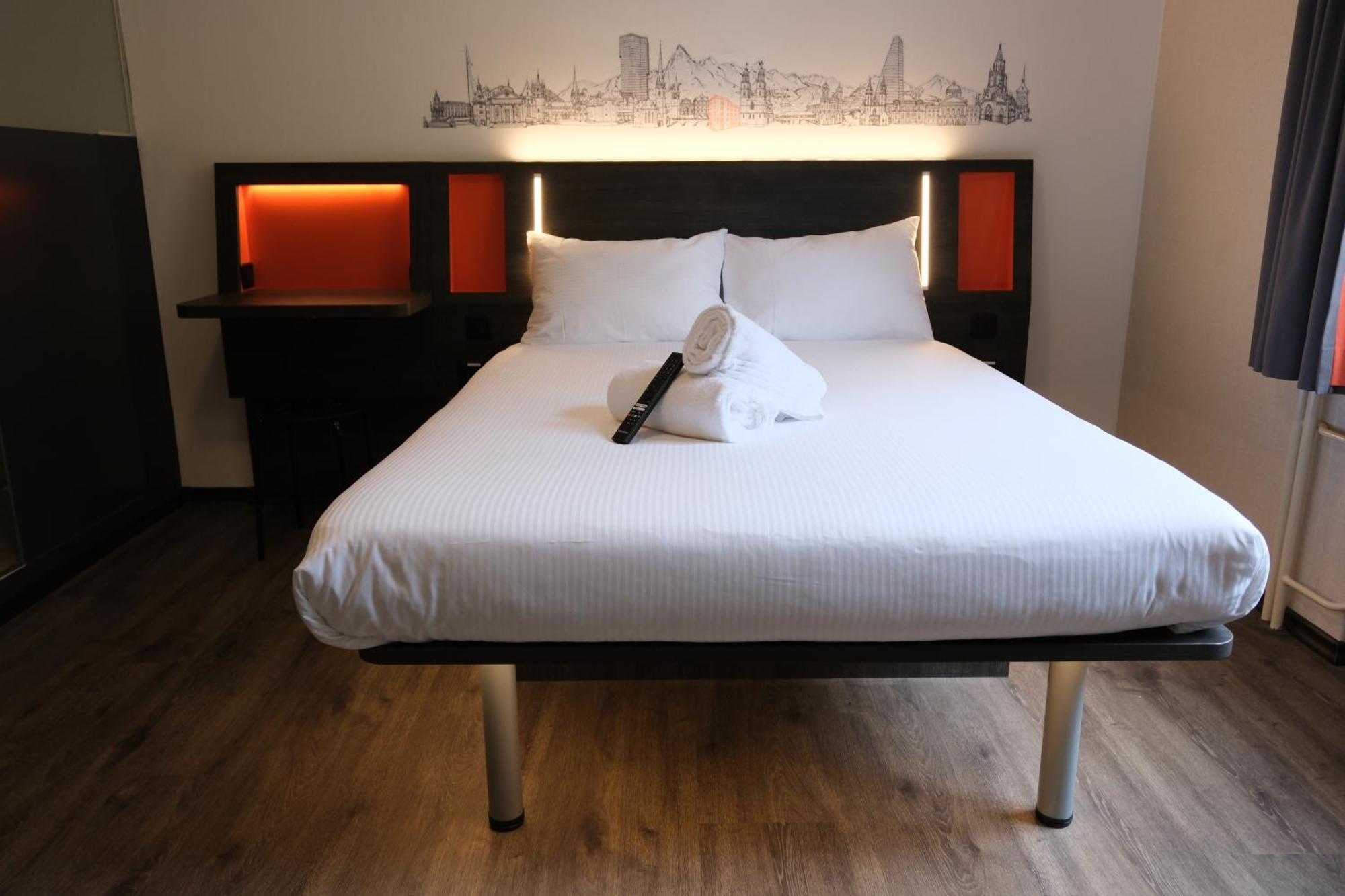 Easyhotel Zuerich Main Station Eksteriør bilde