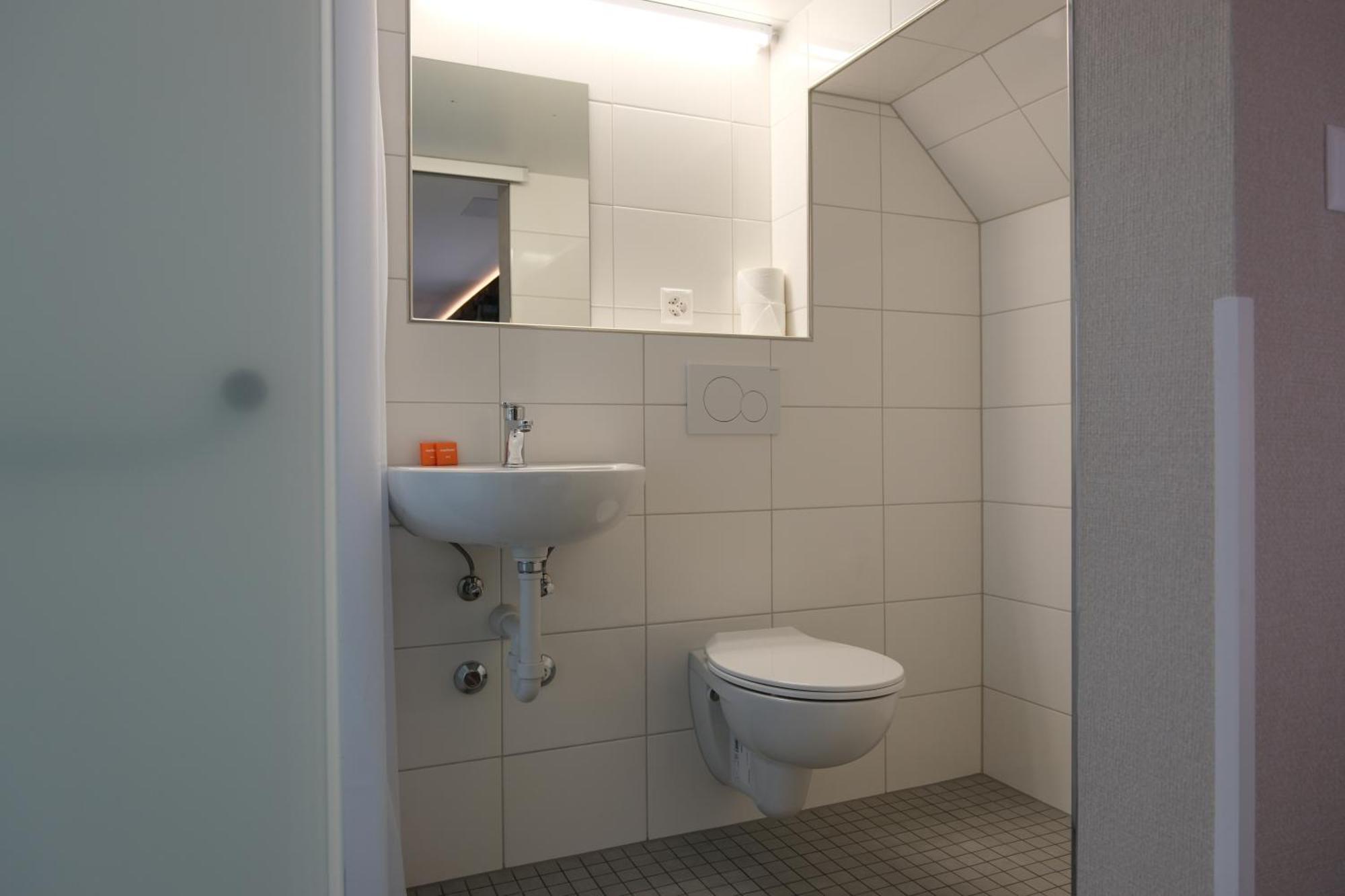 Easyhotel Zuerich Main Station Eksteriør bilde